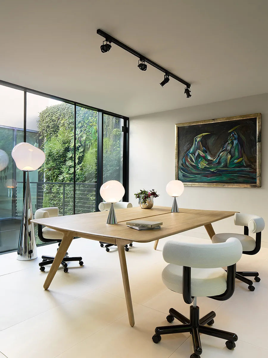 Melt Cone Fat Table Lamp fra Tom Dixon