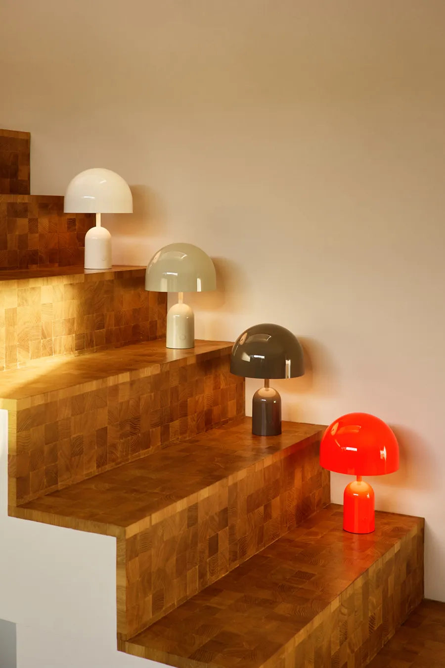 Bell Portable Bordlampe, white fra Tom Dixon