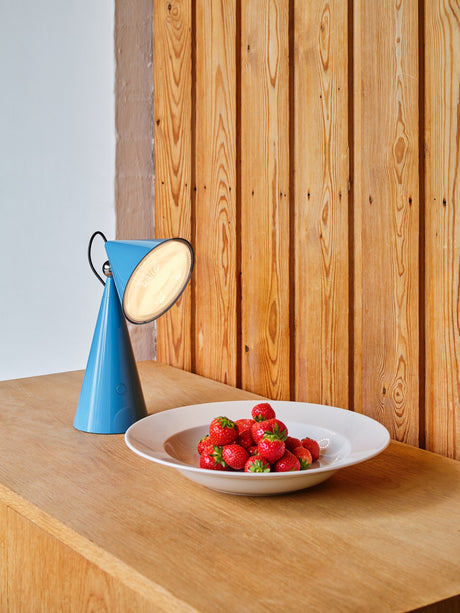 Pose portable bordlampe, Baby blue fra Tom Dixon - 2 - Jacobsen Plus