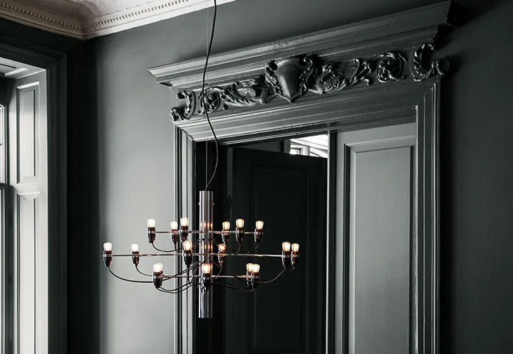 2097/18 Lysekrone fra Flos