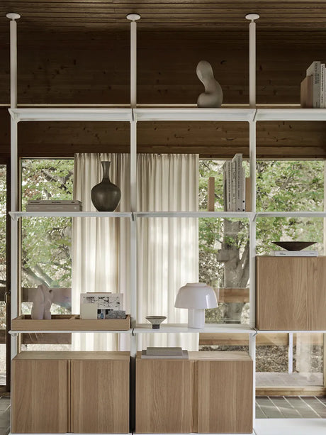 Pira G2 Floor-to-Ceiling Shelving Bundle C fra String - Sort - Valnød - Jacobsen Plus