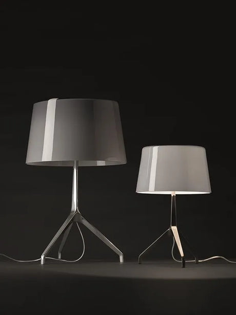 Lumiere XXS/XXL Bordlampe fra Foscarini - Aluminium stel / Hvid / Small m. lysdæmper - Jacobsen Plus