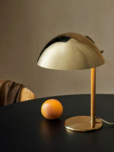 9209 Bordlampe fra GUBI - 2 - Jacobsen Plus