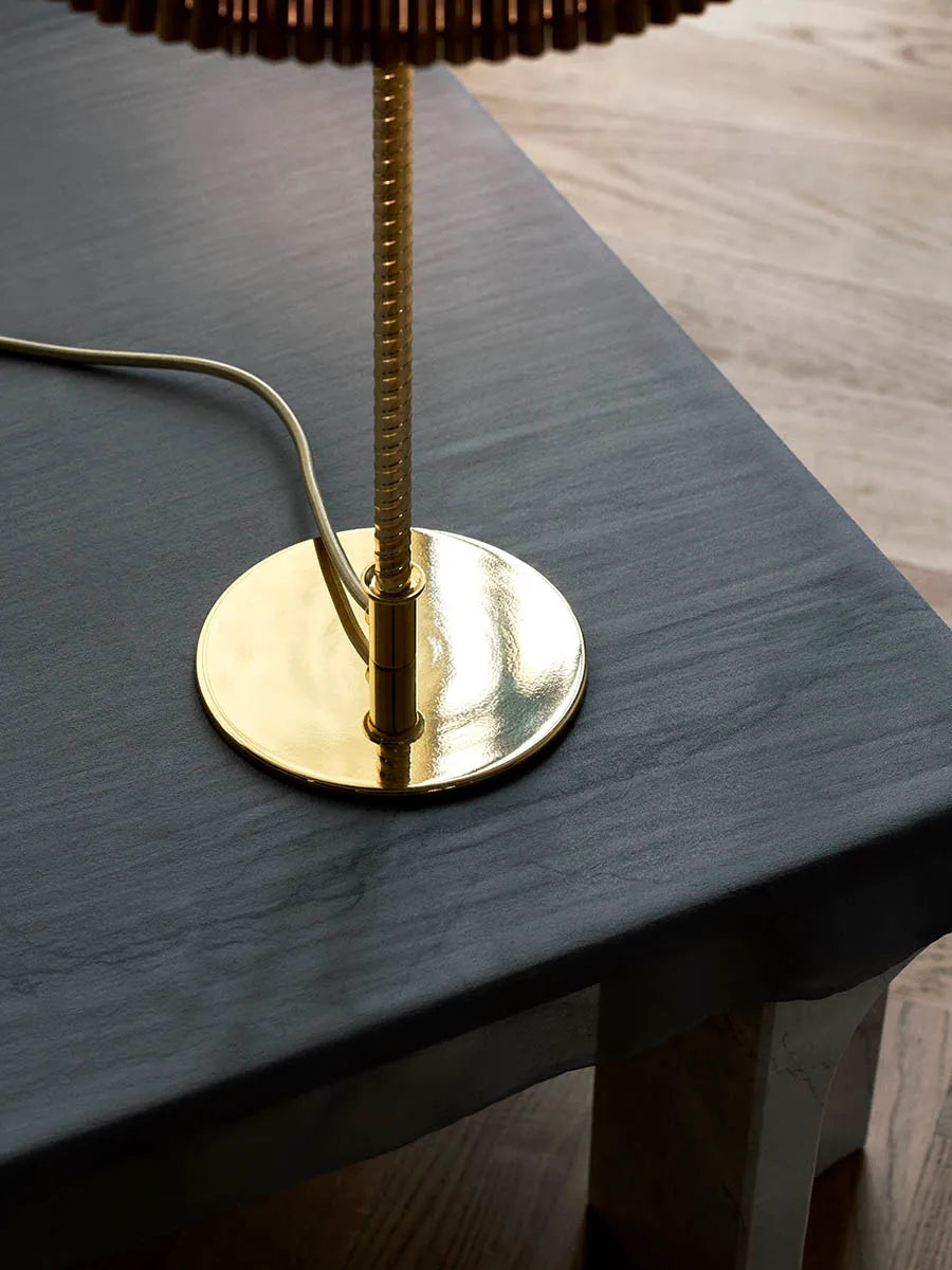 9209 Bordlampe fra GUBI - 4 - Jacobsen Plus