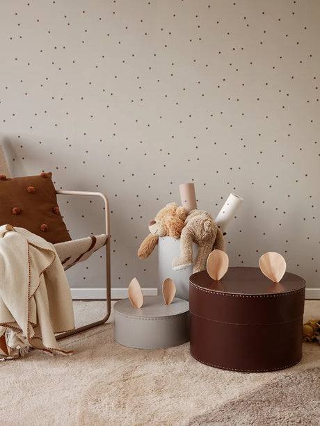 Dot Tufted pude fra Ferm Living - Sand-black - Jacobsen Plus