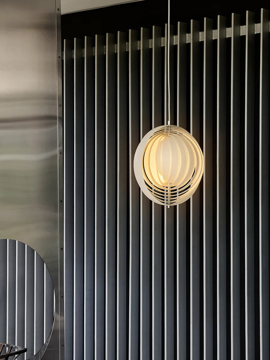 Moon Acrylic Pendant, Ø34 af Verner Panton - 2 - Jacobsen Plus