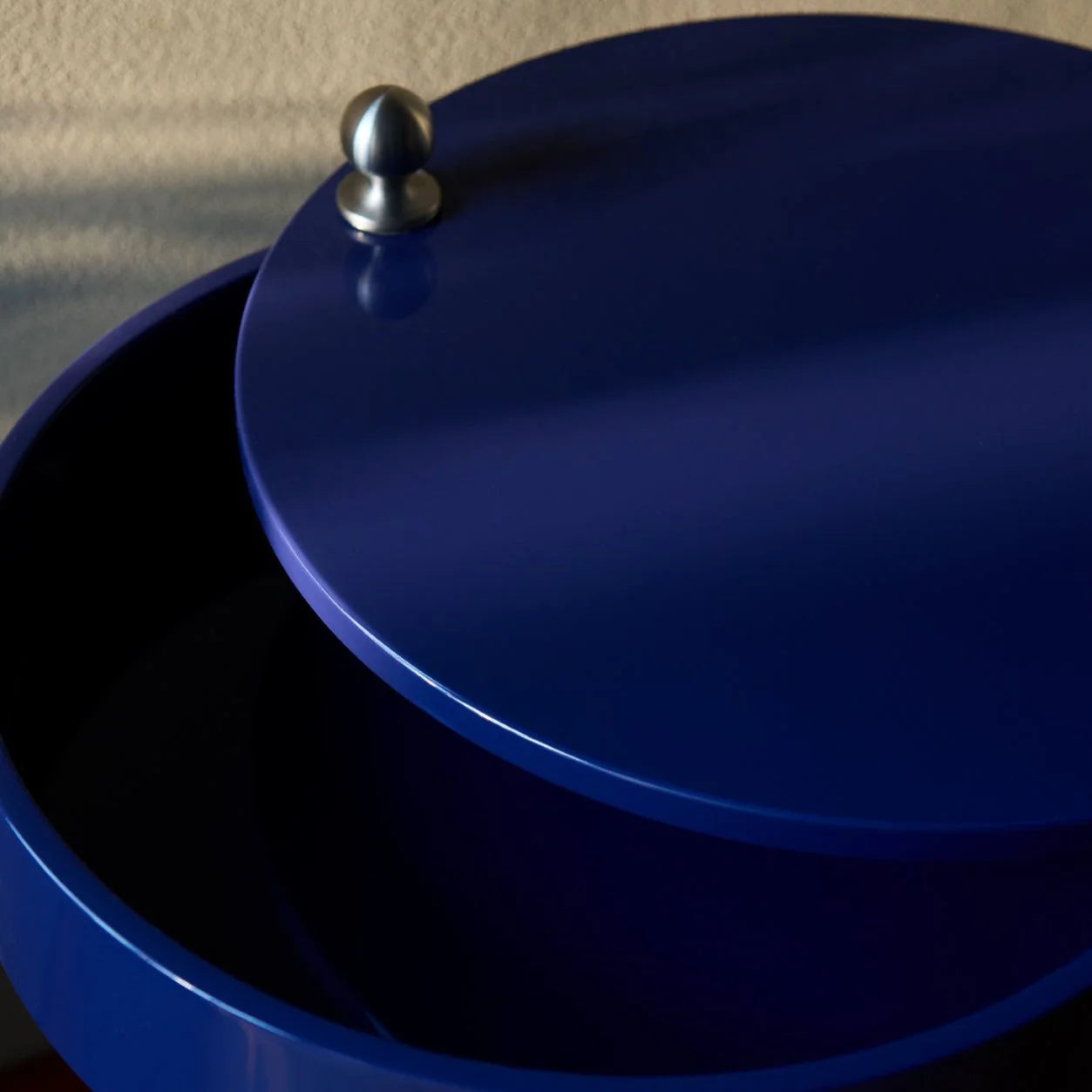 Barboy High-Gloss, Deep Blue af Verner Panton