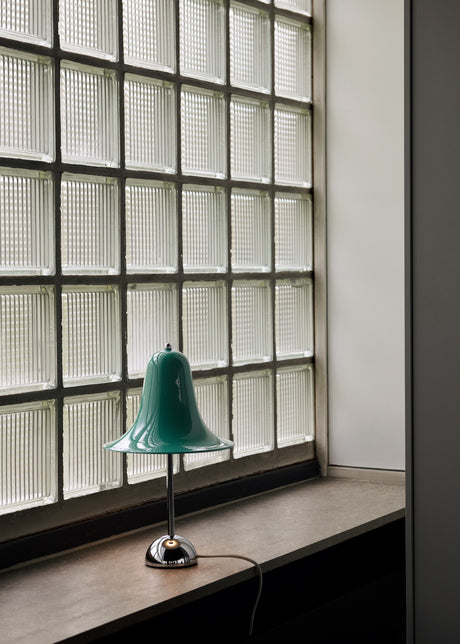 Pantop bordlampe, Ø23 af Verner Panton - Cherry red - Jacobsen Plus