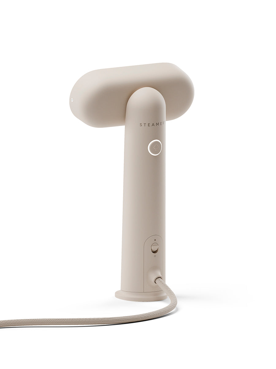 Cirrus Lite Travel Steamer, Sand fra Steamery Stockholm - 1 - Jacobsen Plus