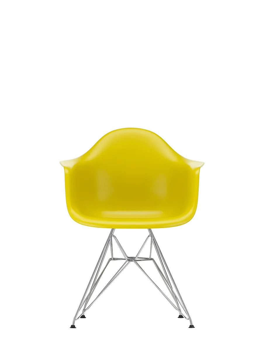 Eames Plastic Armchair DAR, forkromet fra Vitra