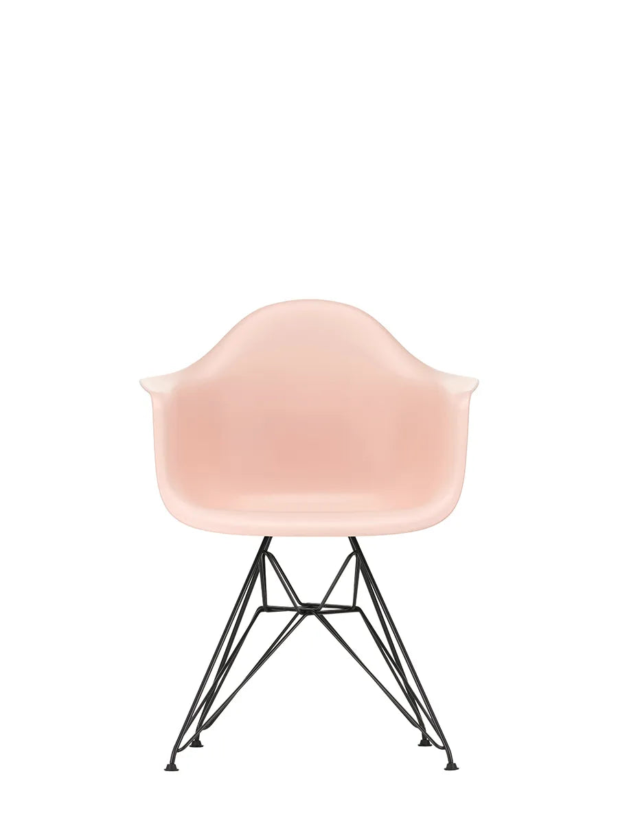 Eames Plastic Armchair DAR, sort pulverlakering fra Vitra