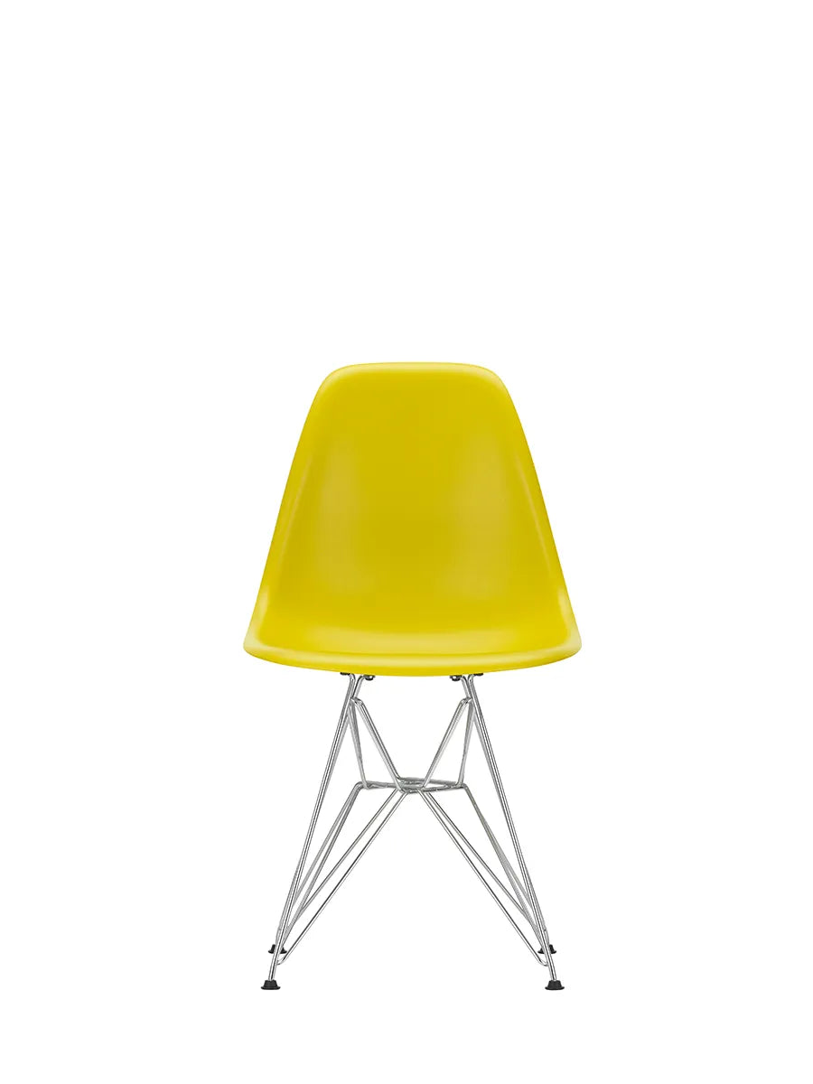 Eames Plastic Side Chair DSR, forkromet fra Vitra