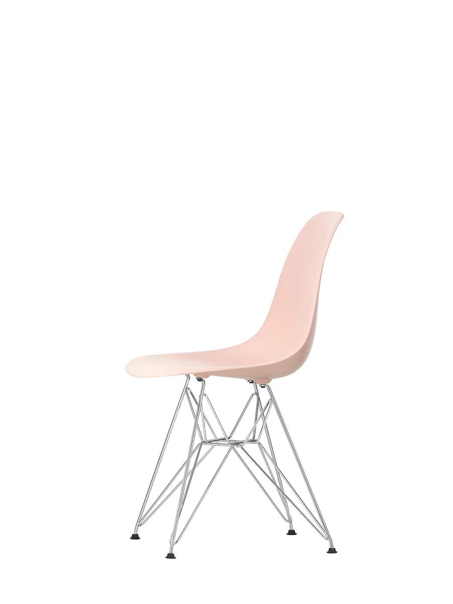 Eames Plastic Side Chair DSR, forkromet fra Vitra