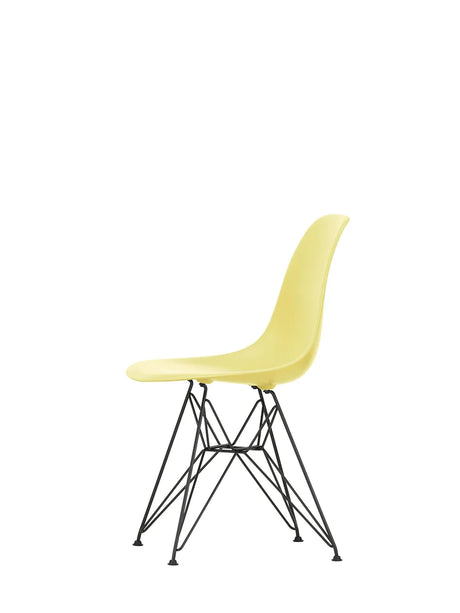 Eames Plastic Side Chair DSR, sort pulverlakeret fra Vitra - Mustard - Jacobsen Plus