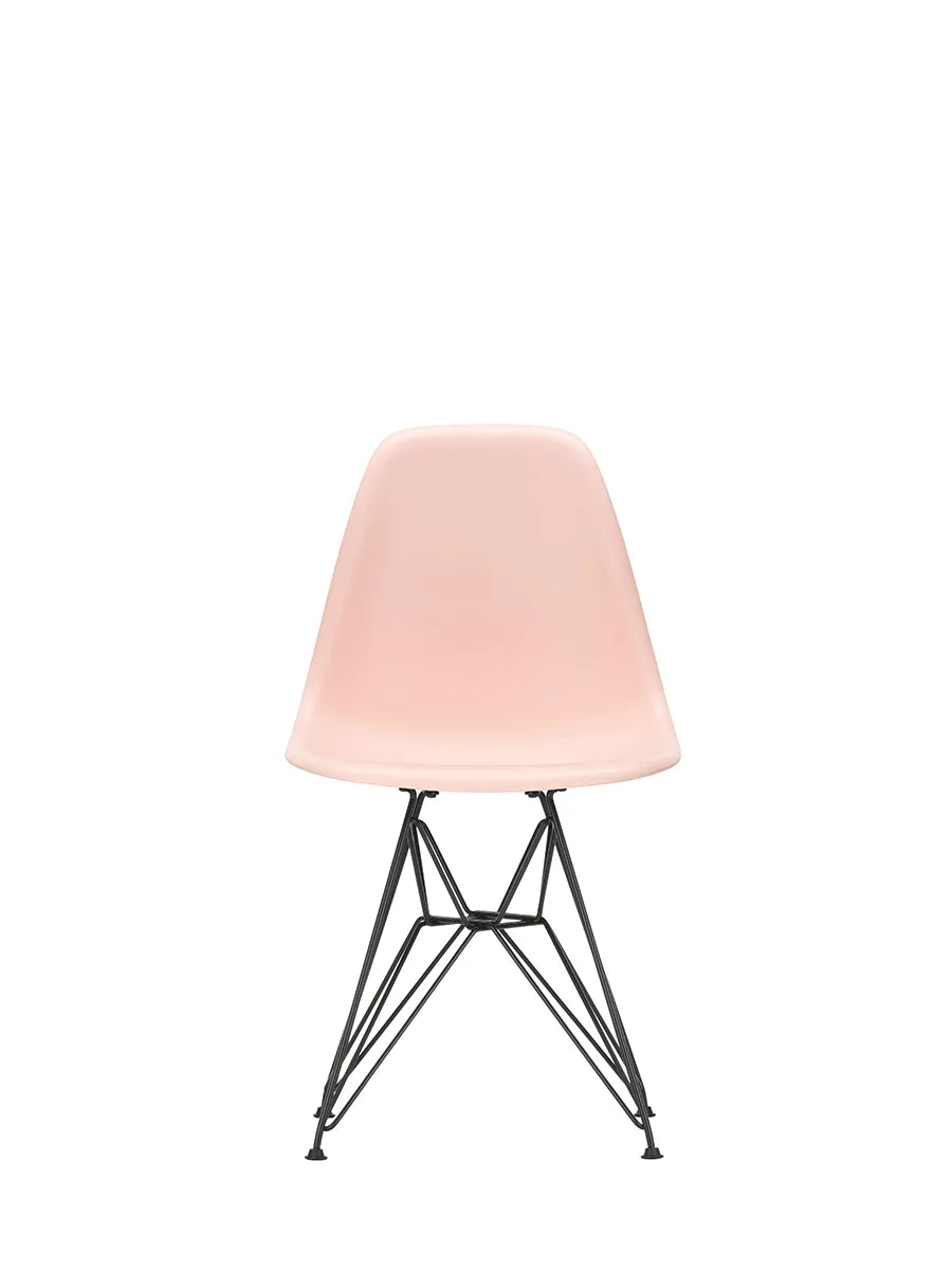 Eames Plastic Side Chair DSR, sort pulverlakeret fra Vitra