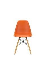 Eames Plastic Side Chair DSW, ahorntræ fra Vitra - Rusty Orange - Jacobsen Plus