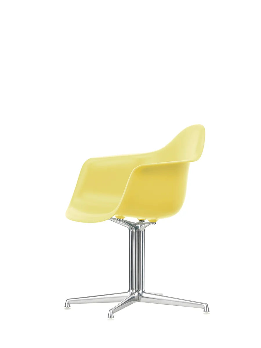 Eames Plastic Armchair DAL fra Vitra