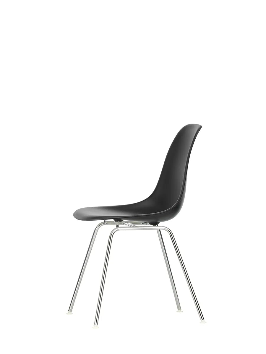 Eames Plastic Side Chair DSX, forkromet fra Vitra