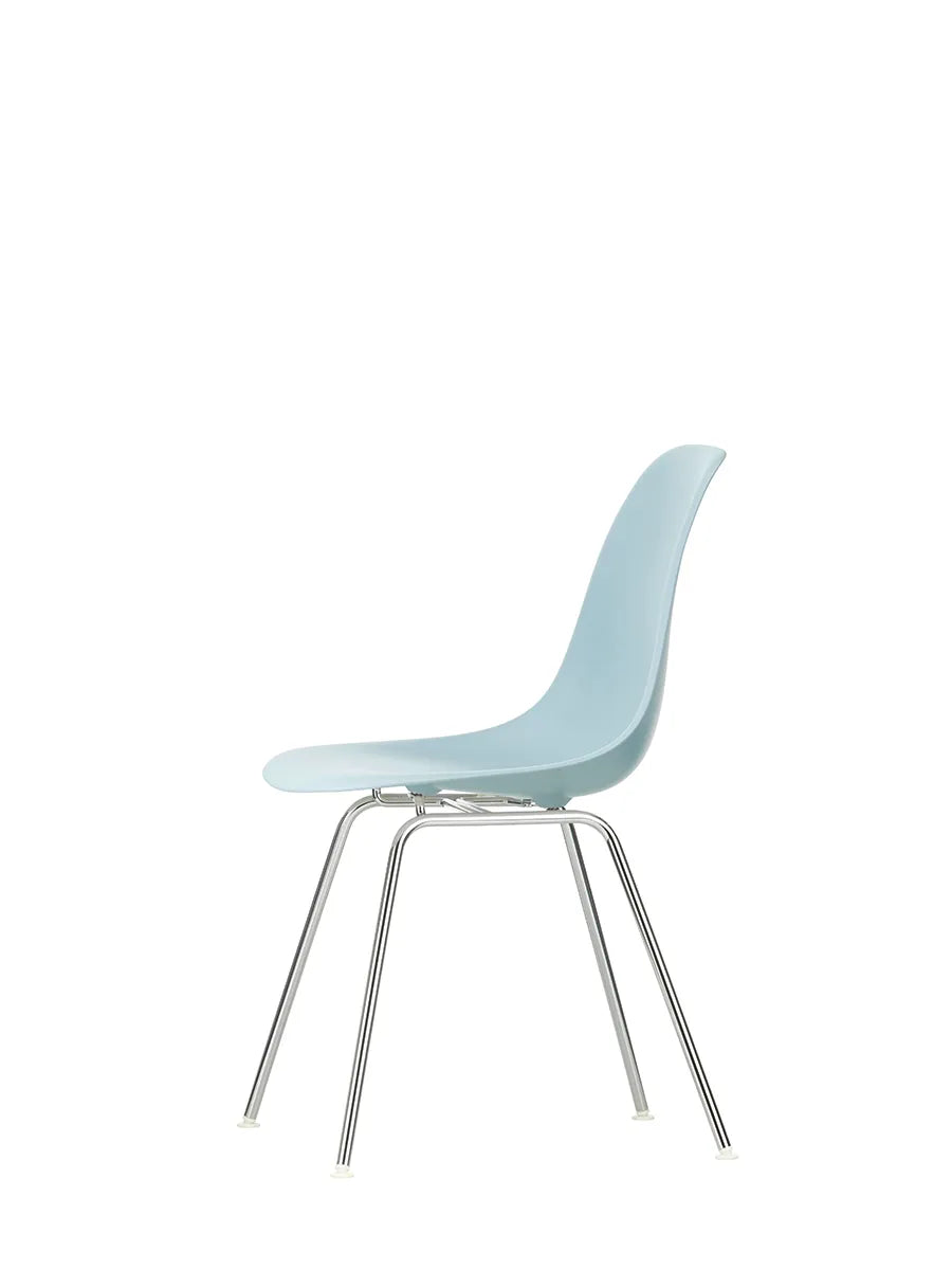 Eames Plastic Side Chair DSX, forkromet fra Vitra