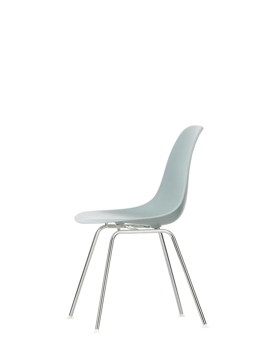 Eames Plastic Side Chair DSX, forkromet fra Vitra