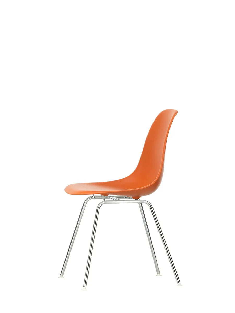 Eames Plastic Side Chair DSX, forkromet fra Vitra