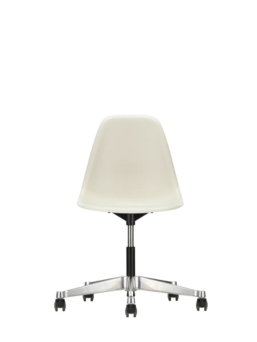 Eames Plastic Side Chair PSCC fra Vitra - Pebble - Jacobsen Plus