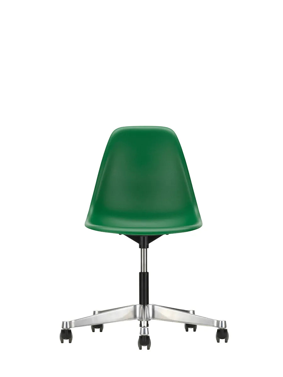 Eames Plastic Side Chair PSCC fra Vitra - Emerald - Jacobsen Plus