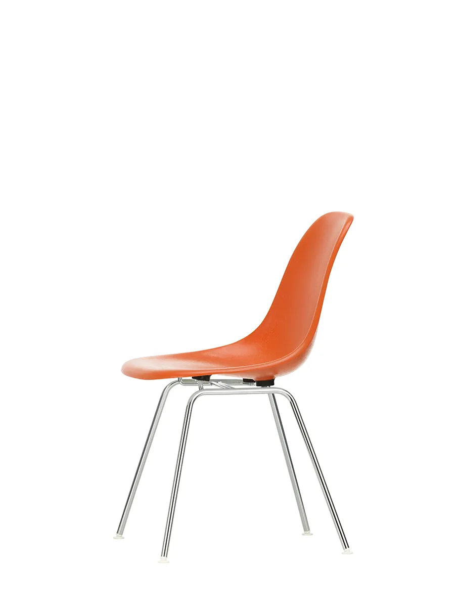 Eames Fiberglass Chair DSX, krom fra Vitra