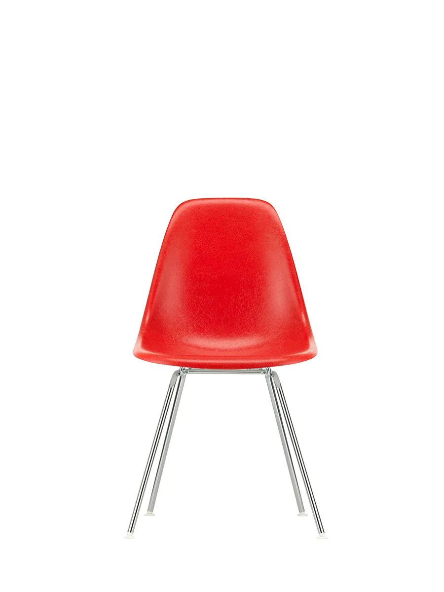 Eames Fiberglass Chair DSX, krom fra Vitra