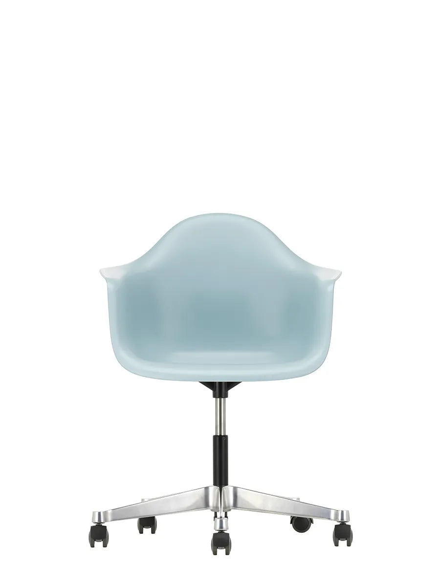Eames Plastic Armchair PACC fra Vitra