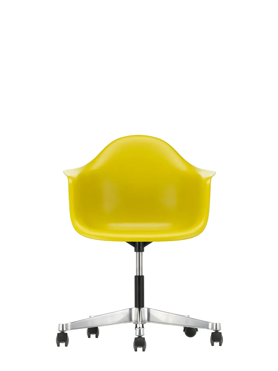 Eames Plastic Armchair PACC fra Vitra