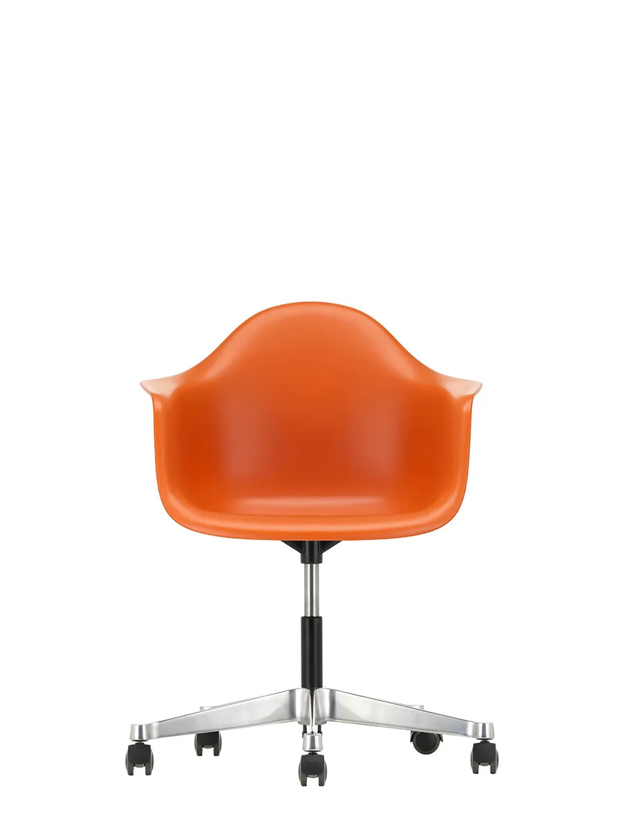 Eames Plastic Armchair PACC fra Vitra
