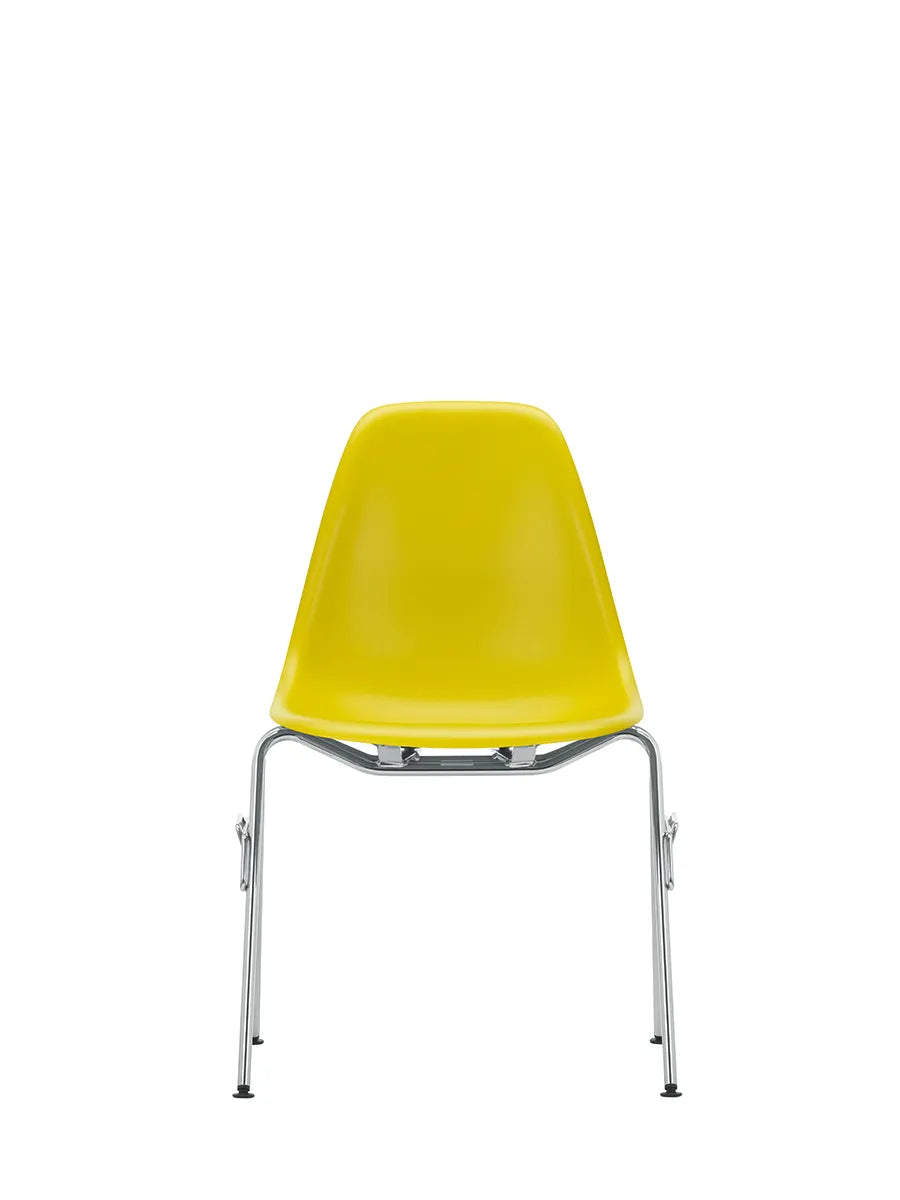 Eames Plastic Side Chair DSS-N, stabelbar fra Vitra - Mustard - Jacobsen Plus