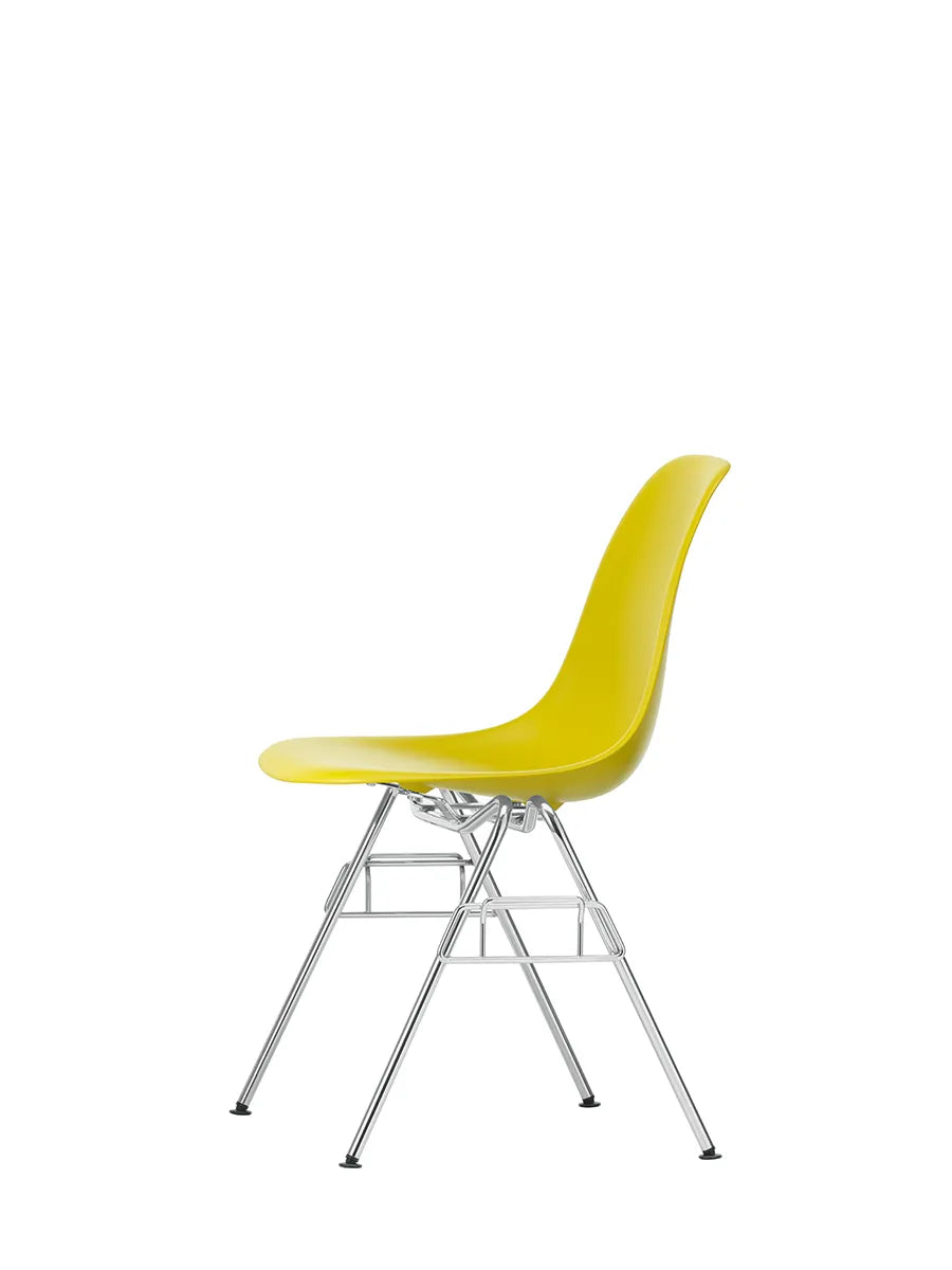Eames Plastic Side Chair DSS-N, stabelbar fra Vitra - 7 - Jacobsen Plus