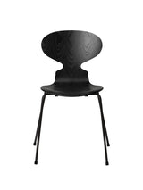 3101 Myren Stol i farvet ask af Arne Jacobsen - Sort / Sort - Jacobsen Plus