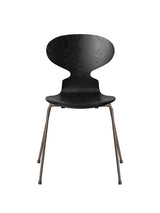 3101 Myren Stol i farvet ask af Arne Jacobsen - Sort / Brown Bronze - Jacobsen Plus