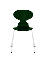 3101 Myren Stol lakeret af Arne Jacobsen - Evergreen / Hvid - Jacobsen Plus
