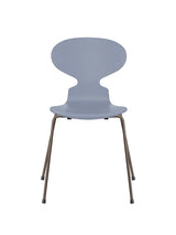 3101 Myren Stol lakeret af Arne Jacobsen - Lavender Blue / Brown Bronze - Jacobsen Plus