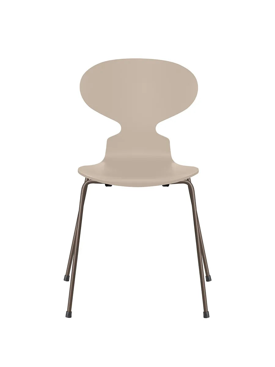 3101 Myren Stol lakeret af Arne Jacobsen - Light Beige / Brown Bronze - Jacobsen Plus