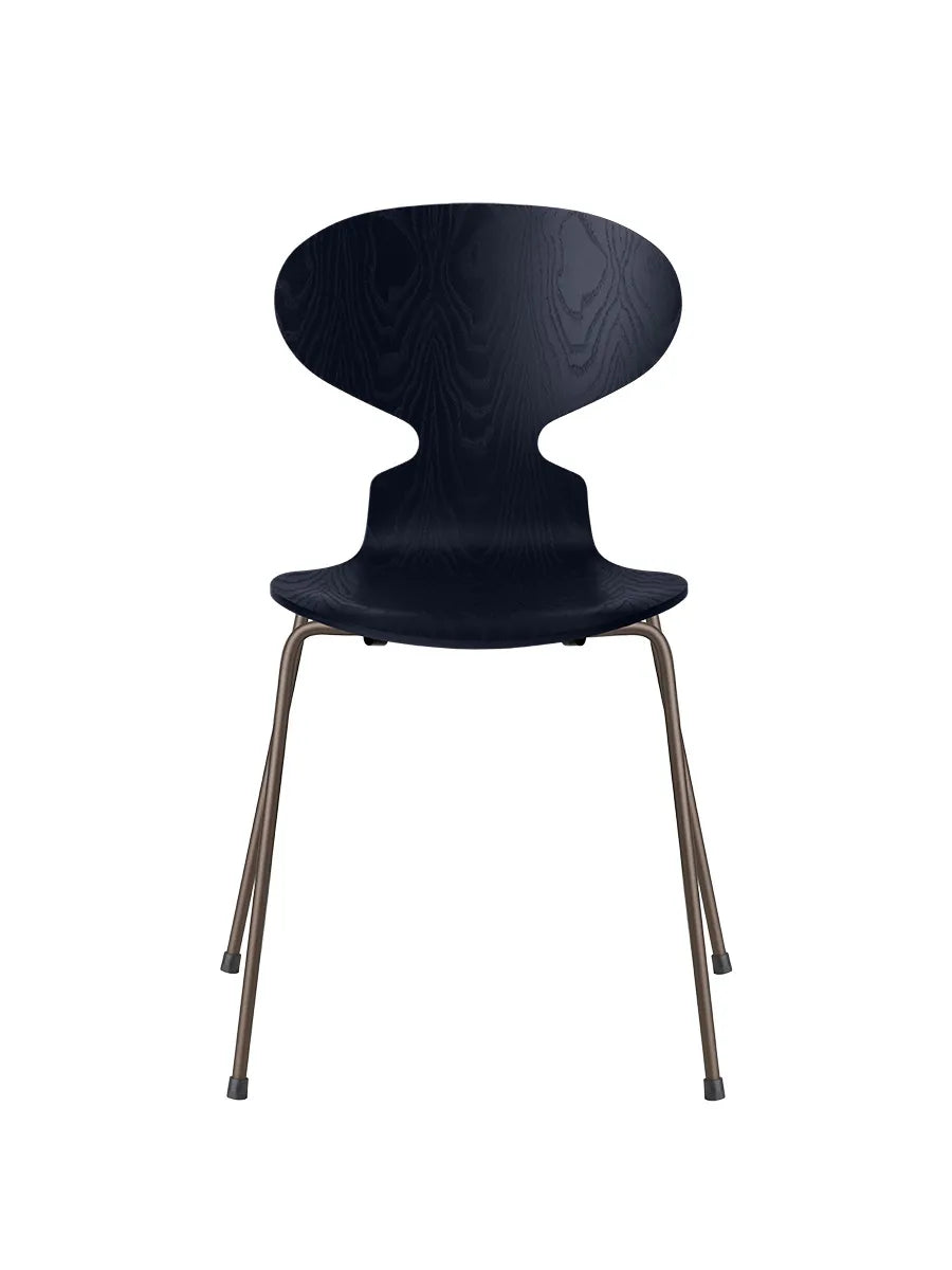 3101 Myren Stol i farvet ask af Arne Jacobsen - Midnight Blue / Brown Bronze - Jacobsen Plus