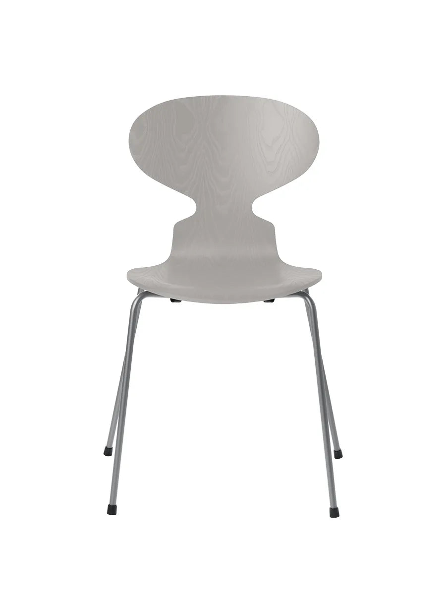 3101 Myren Stol i farvet ask af Arne Jacobsen - Nine Grey / Silver Grey - Jacobsen Plus