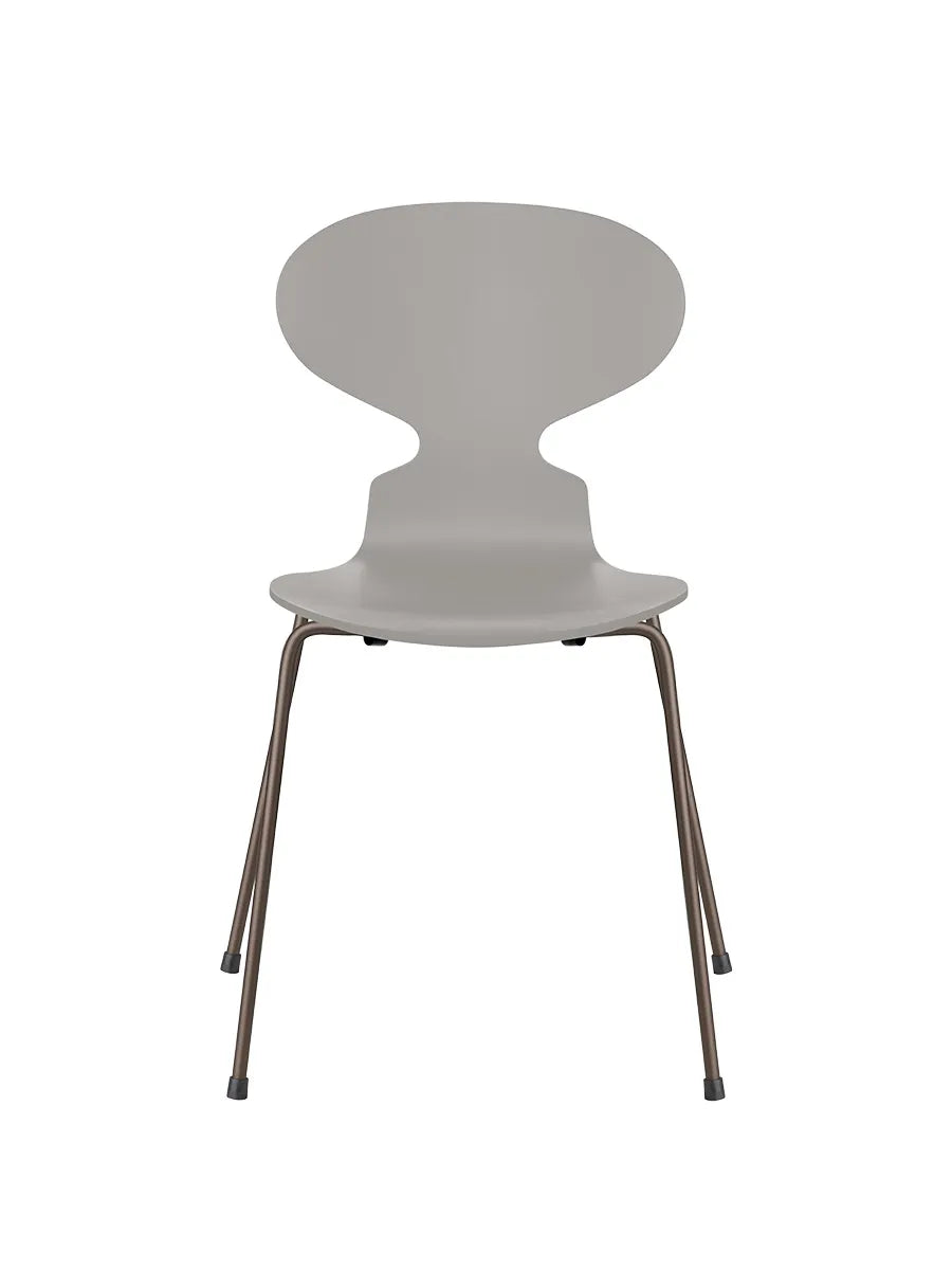3101 Myren Stol lakeret af Arne Jacobsen - Nine Grey / Brown Bronze - Jacobsen Plus