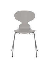 3101 Myren Stol lakeret af Arne Jacobsen - Nine Grey / Silver Grey - Jacobsen Plus