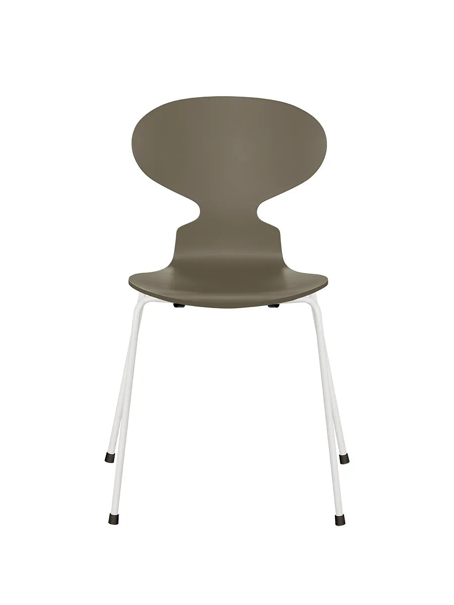 3101 Myren Stol lakeret af Arne Jacobsen - Olive Green / Hvid - Jacobsen Plus