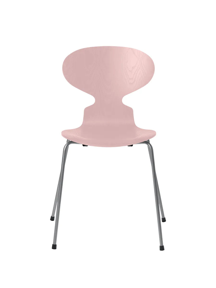 3101 Myren Stol i farvet ask af Arne Jacobsen - Pale Rose / Silver Grey - Jacobsen Plus