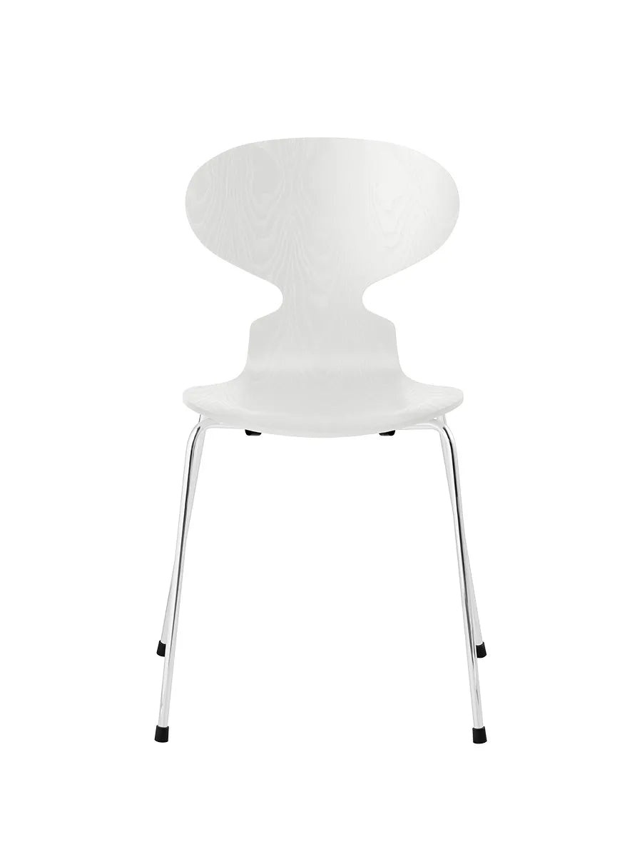 3101 Myren Stol i farvet ask af Arne Jacobsen - Hvid / Krom - Jacobsen Plus