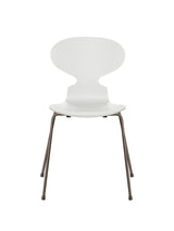 3101 Myren Stol lakeret af Arne Jacobsen - Hvid / Brown Bronze - Jacobsen Plus