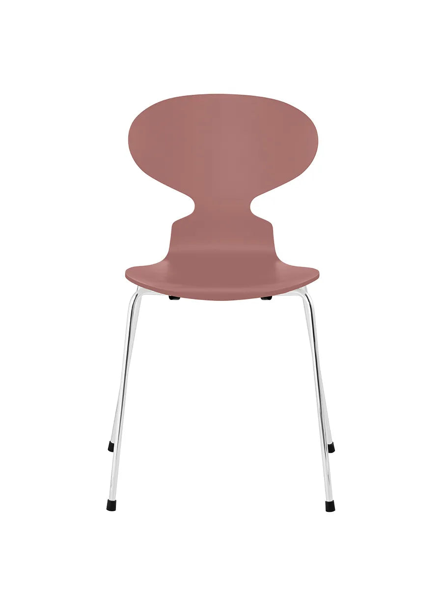 3101 Myren Stol lakeret af Arne Jacobsen - Wild Rose / Krom - Jacobsen Plus