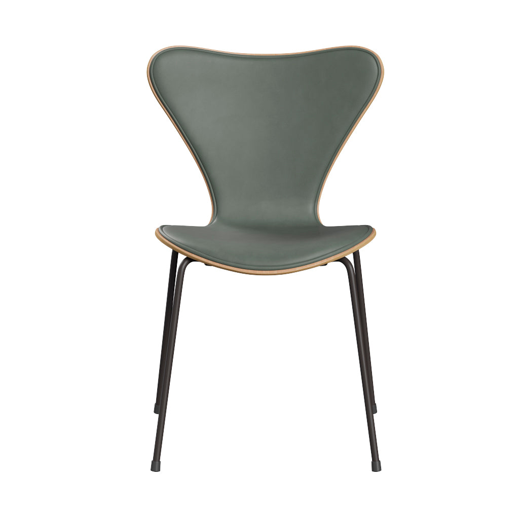 Fritz Hansen - 3107 stol, naturfiner og forsidepolstret i Grace læder - Bøg - Concrete Grey læder - Warm Graphite stel - Jacobsen Plus