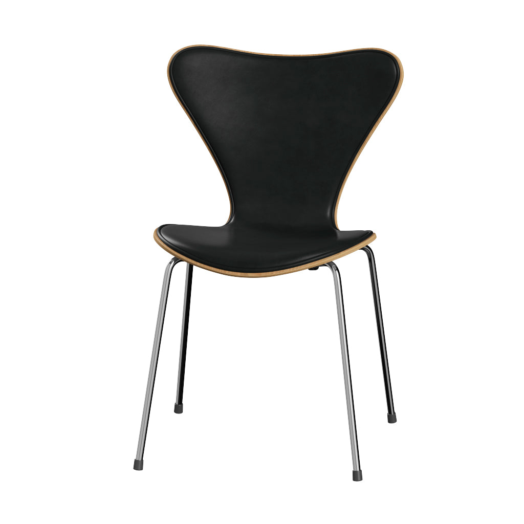 Fritz Hansen - 3107 stol, naturfiner og forsidepolstret i Grace læder - Eg - Sort læder - Krom stel - Jacobsen Plus